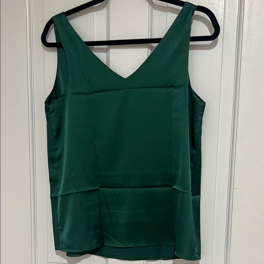 Emerald Green Tank Top with V-Neckline and Silky Finish